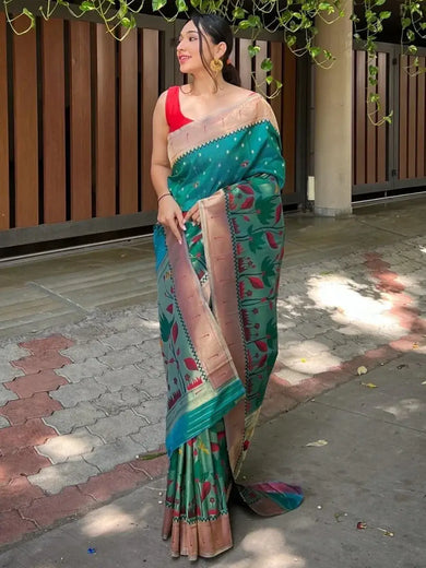 Graceful Green Zari Woven Banarasi Silk Wedding Wear Saree With Blouse